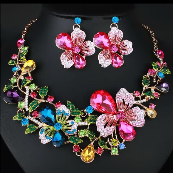 unbranded Jewelry - Austrian Crystal Rhinestone Necklace/Earrings